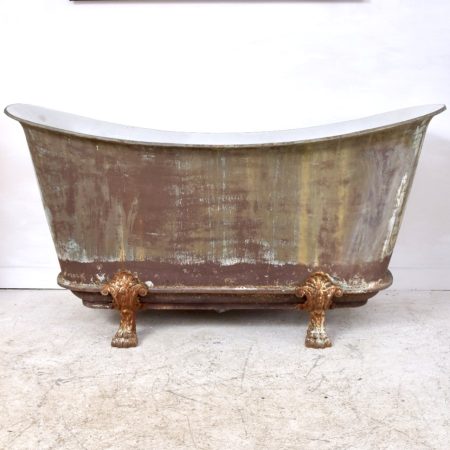 Rogeat Bathtub on Lion feet