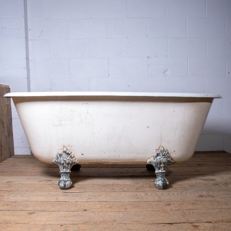 Antique Clawfoot Bath
