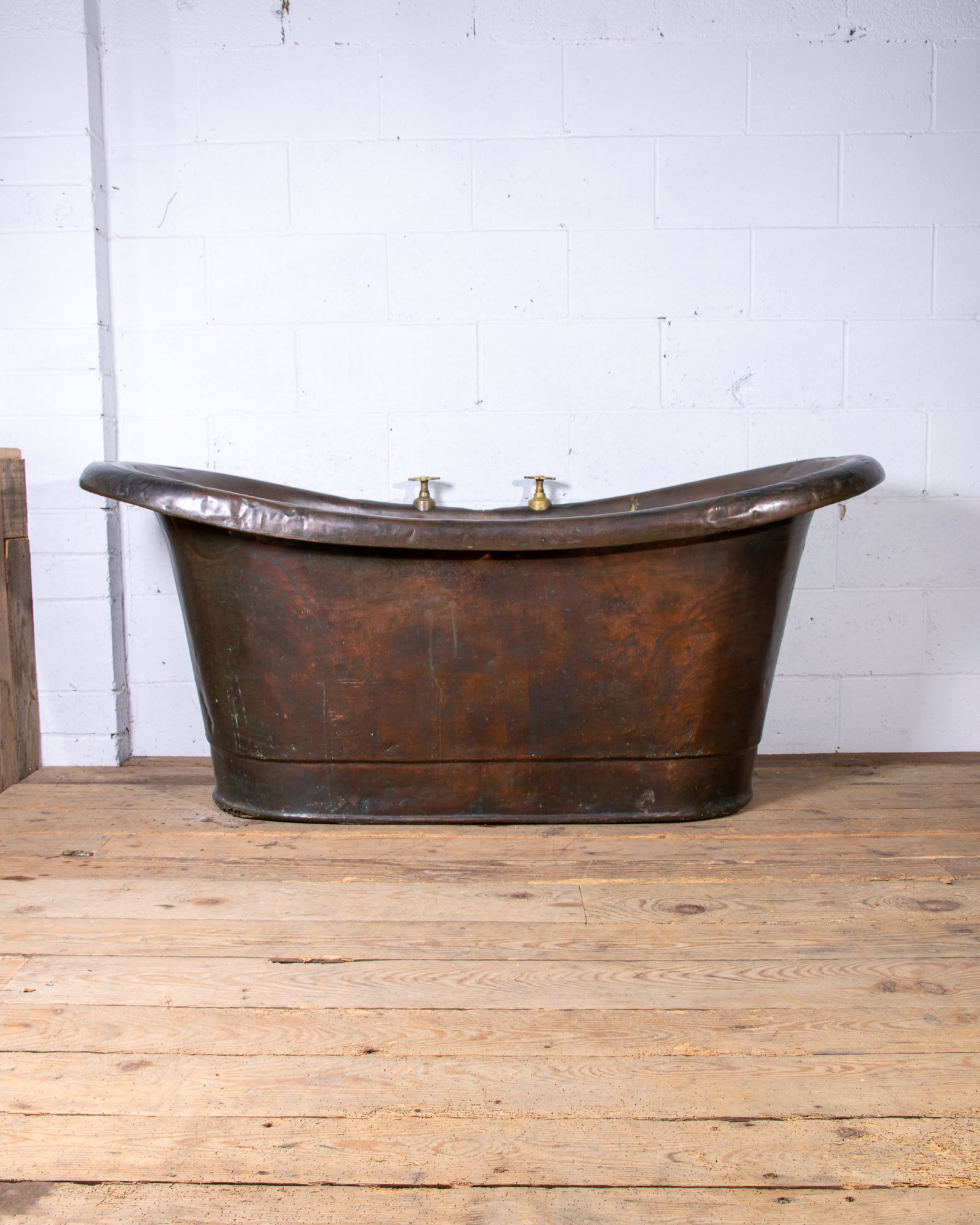 Antique Copper Bath