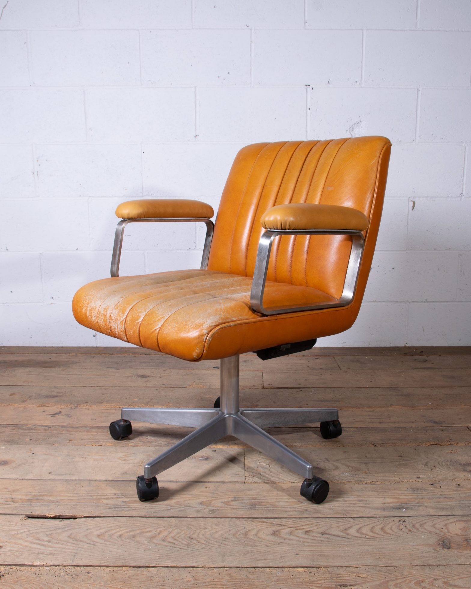 Osvaldo Borsani Office Desk