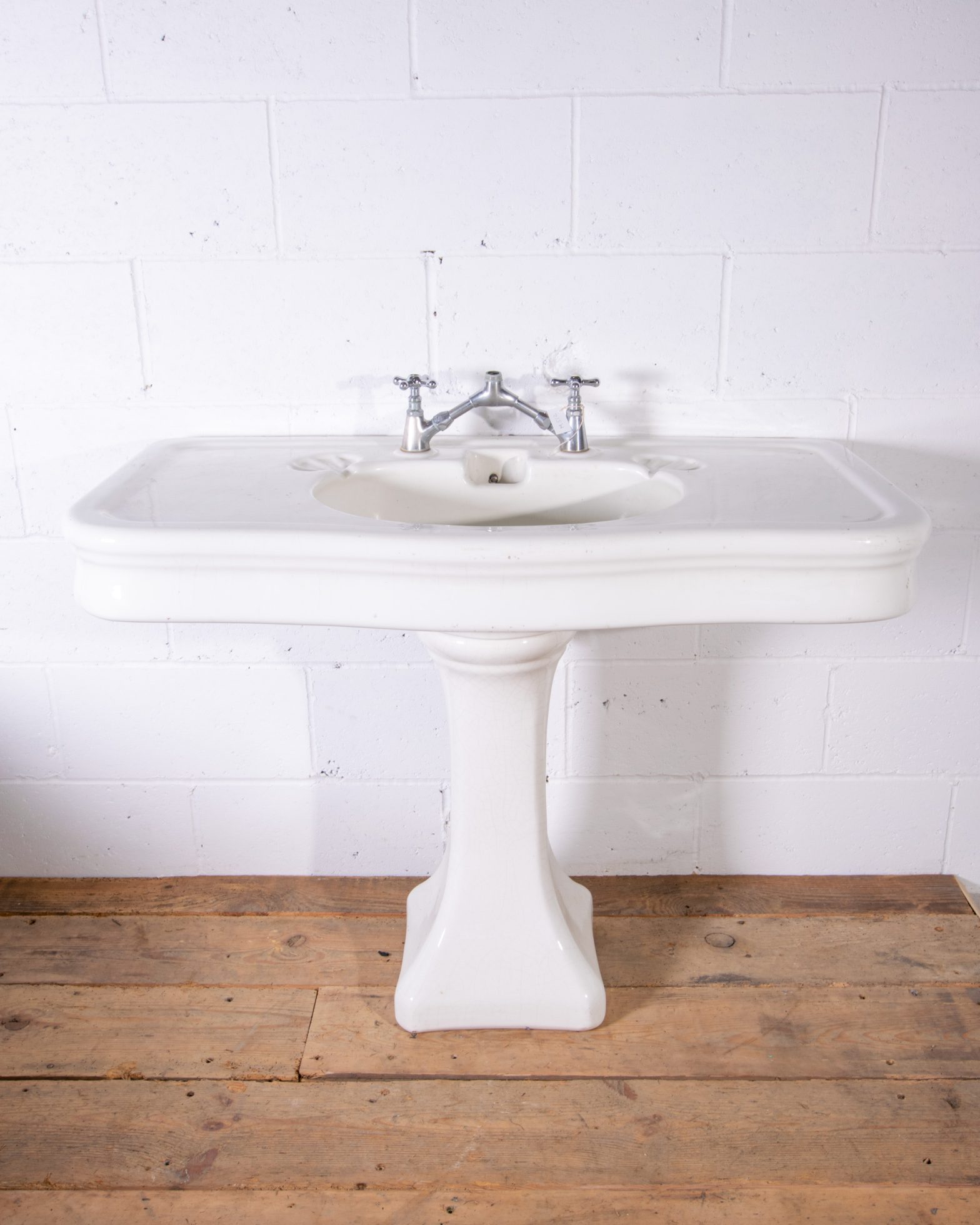 Antique Rogeat Basin