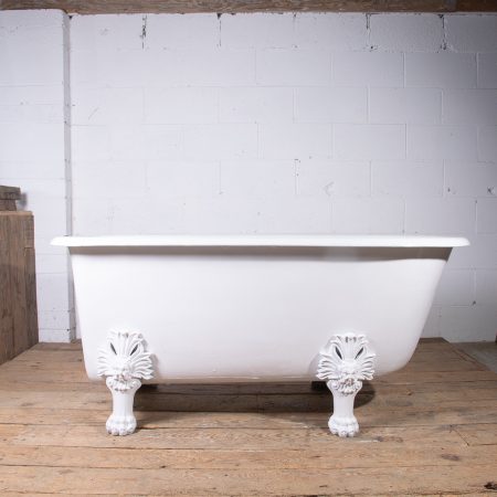 Antique Lionfoot Bath