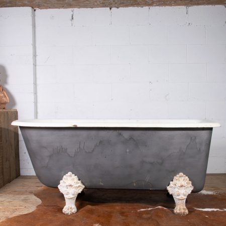 Antique French Lionfoot Bathtub