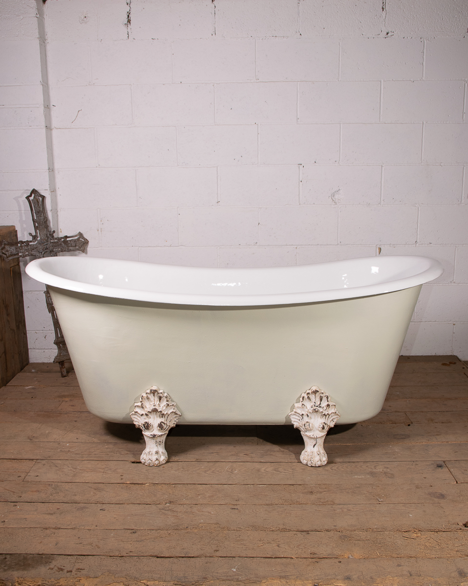 Double Ended Lionfoot Bath