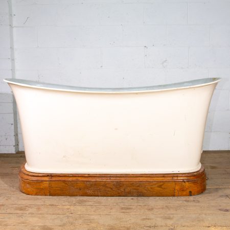 Rogeat Empire Bath
